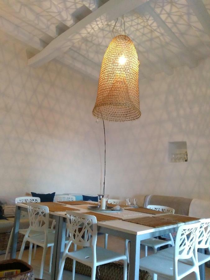 Alicudi Giardino Dei Carrubi- Al Gradino 365 Acomodação com café da manhã Exterior foto